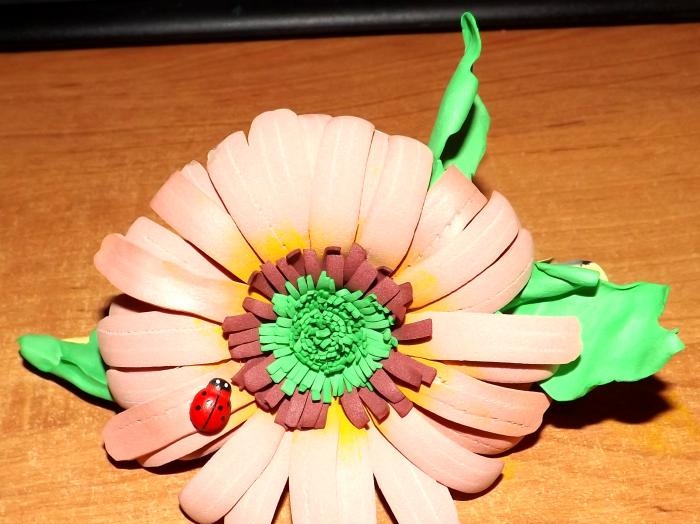 กิ๊บติดผมลายดอกไม้ทำจากโฟมริรัน