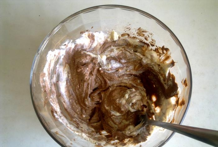 جبن عيد الفصح مع طبقة من الشوكولاتة