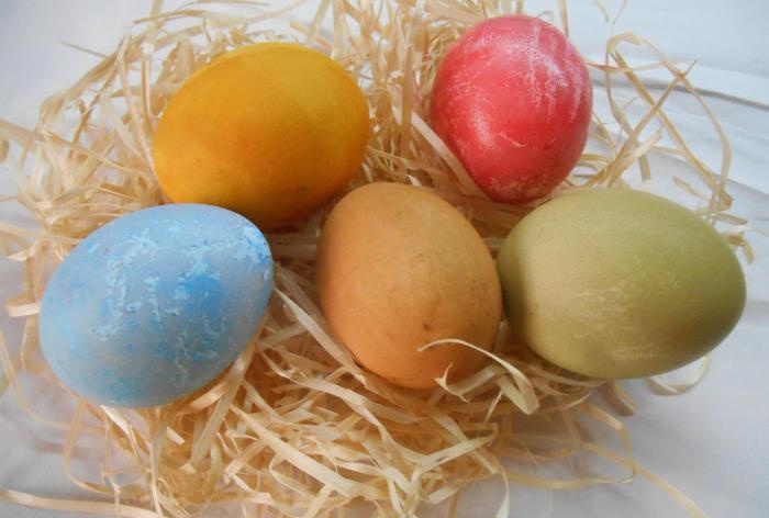 natürliche Farbstoffe für Eier