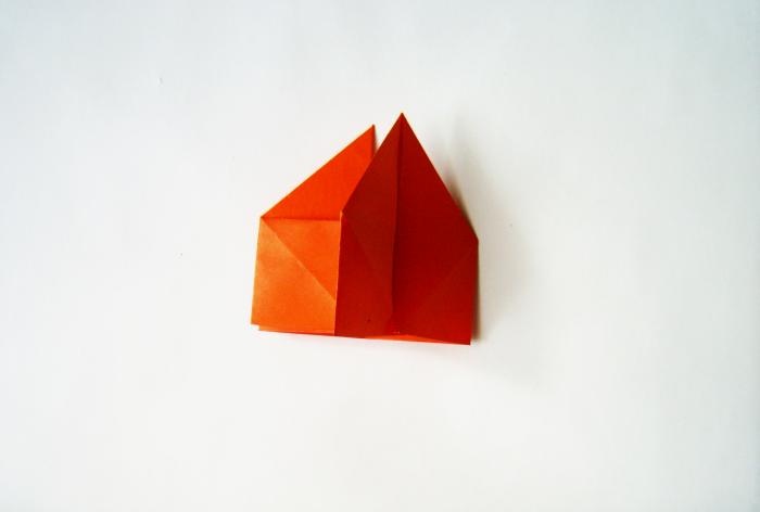 Хартиена кутия оригами във формата на котка