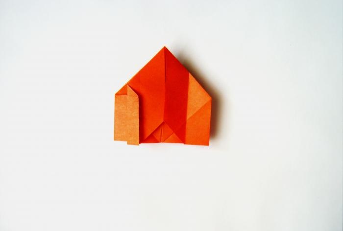 Boîte en papier origami en forme de chat
