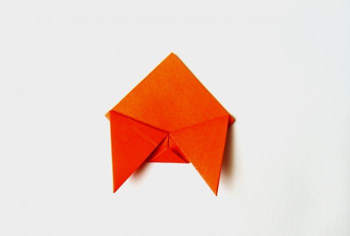 קופסת נייר אוריגמי בצורת חתול
