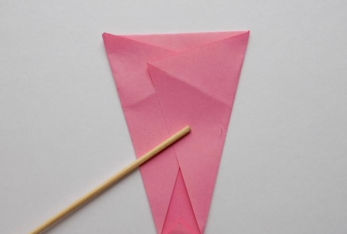 Kā izgatavot ziloni, izmantojot origami tehniku