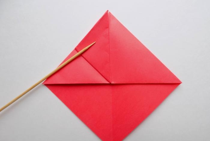 Како направити кобру техником оригами