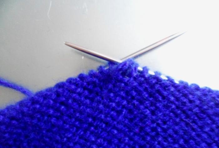 tricoter des mailles envers et endroit