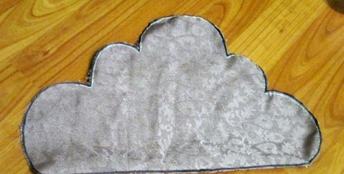 Gối trang trí hình đám mây