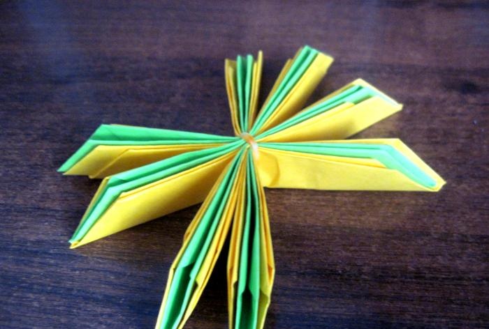 lirio de agua de origami