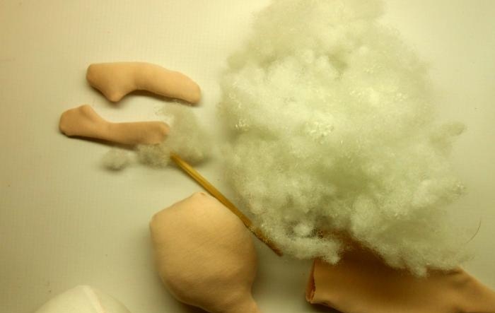 วิธีการเย็บตุ๊กตาผ้าภายใน