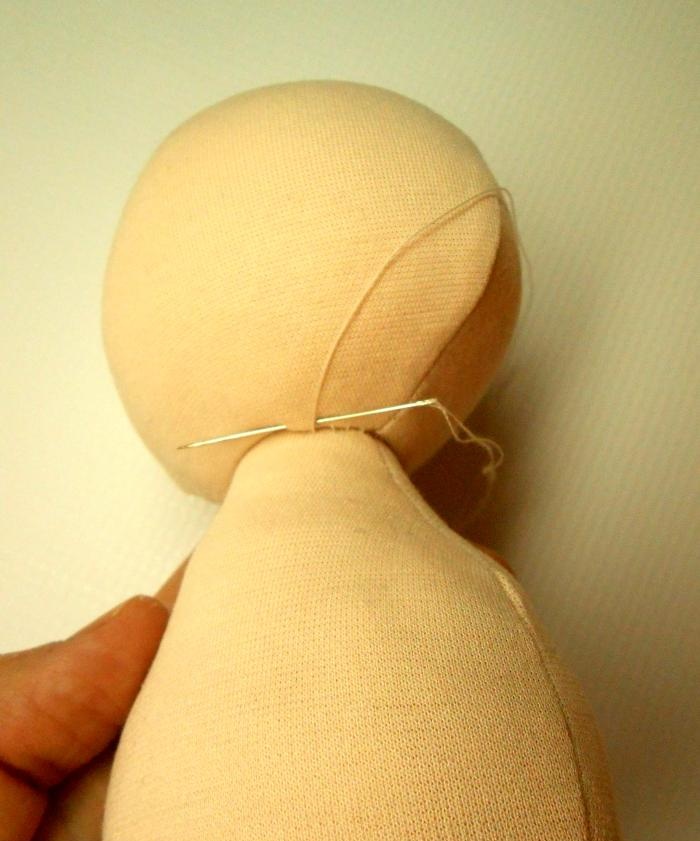 Comment coudre une poupée d'intérieur textile