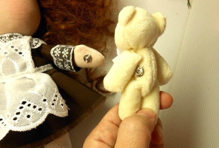Cómo coser una muñeca interior textil.