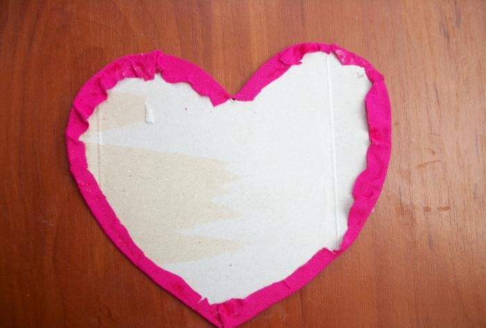 DIY heart-shaped box
