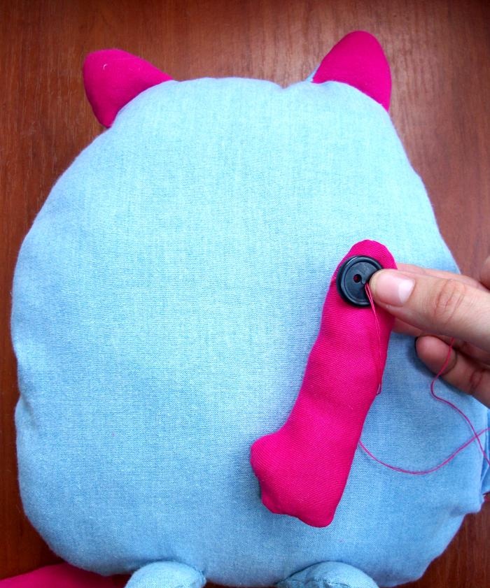 Sew a Scops Owls pillow with your own hands