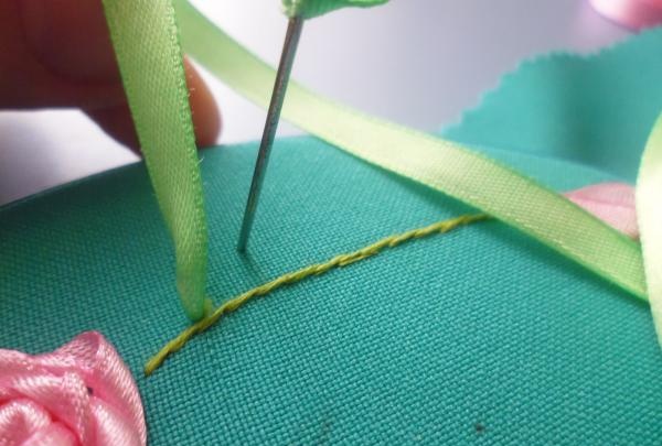embroider leaves on a branch