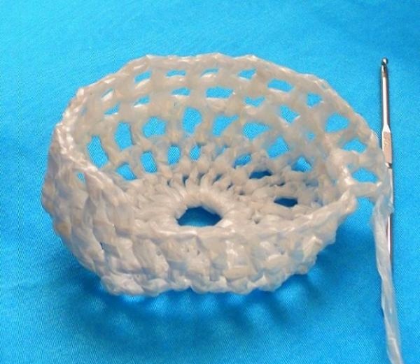 knitting a basket