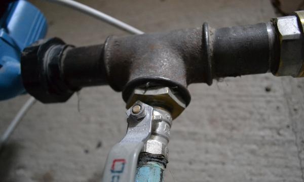 installing a return valve