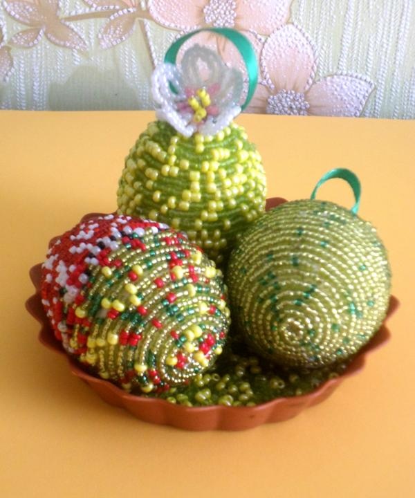 Beaded egg with your own skills