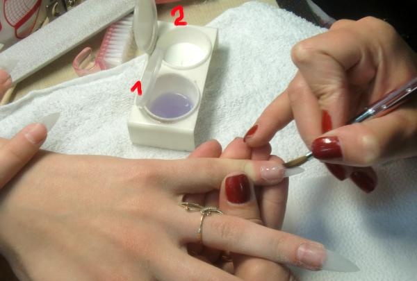 Extensiones de uñas acrílicas