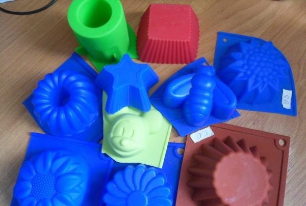Silicone forms