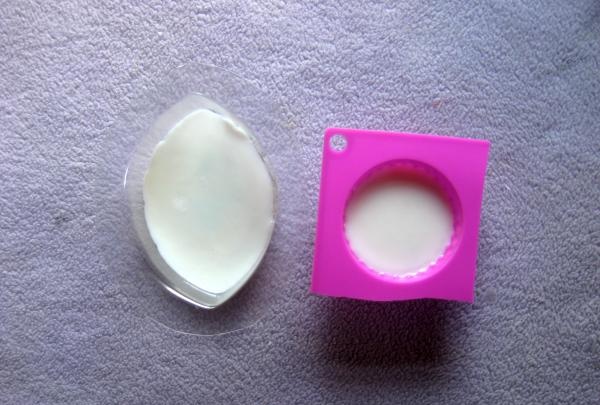 hvit flytende såpe, begge former