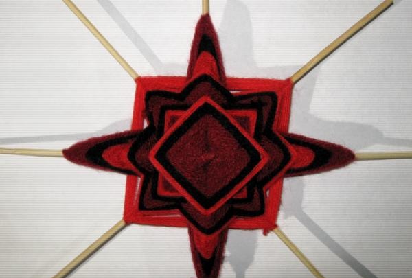 Mandala de vímet ojo de dios