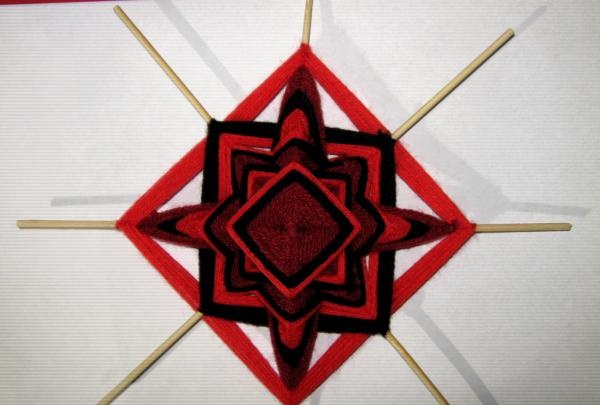 Ψάθινη μάνταλα ojo de dios