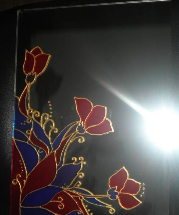 Stained glass on the mirror