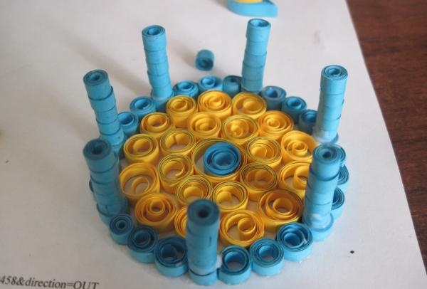 Boîte réalisée selon la technique du quilling