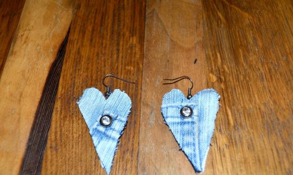 boucles d'oreilles en jean