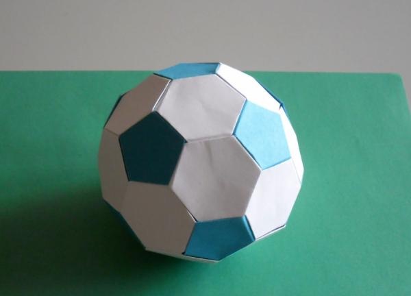 volumetric paper ball