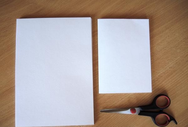 Deux feuilles de papier épais