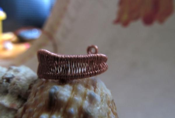 Anillo de alambre de cobre