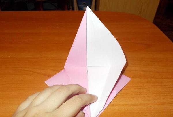 Nakakatawang origami snail