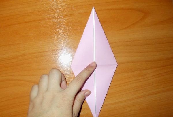 Nakakatawang origami snail