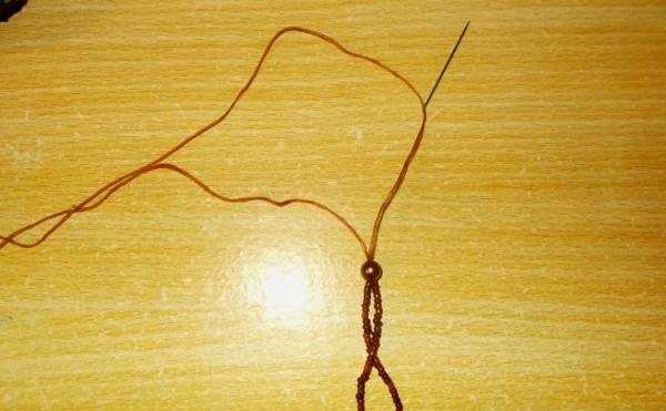 string beads o seed beads papunta sa isang sinulid