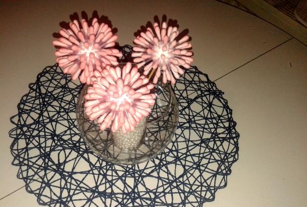 Balls and flowers made from cotton swabs