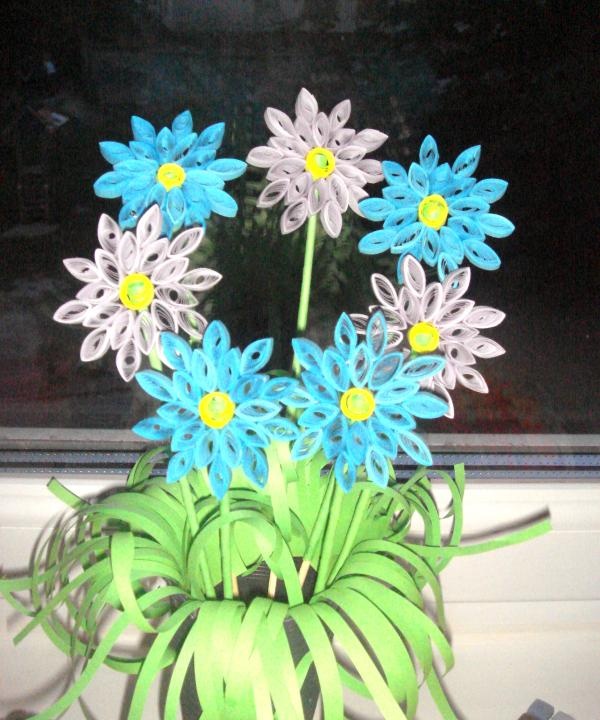 Bouquet realizzato con la tecnica del quilling