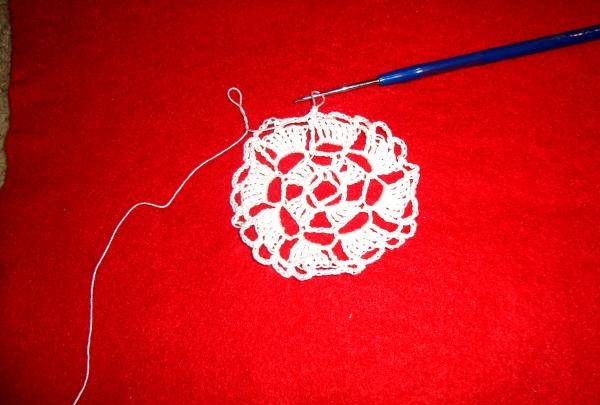 Knitting a ball