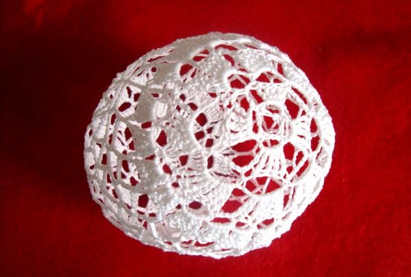 Knitted ball