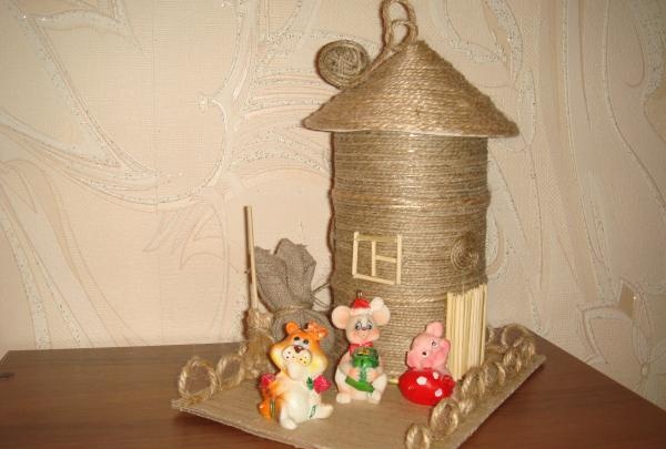 Tower toy house
