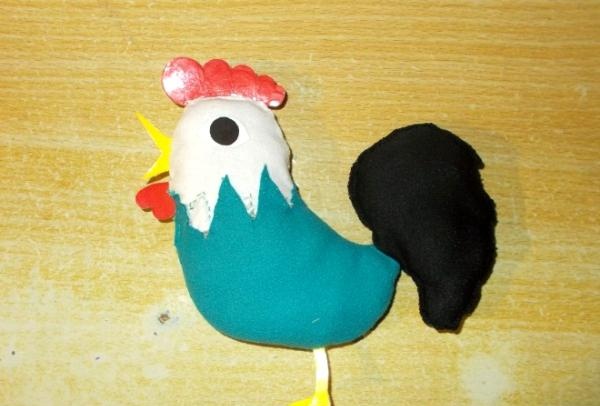 Gallo de juguete