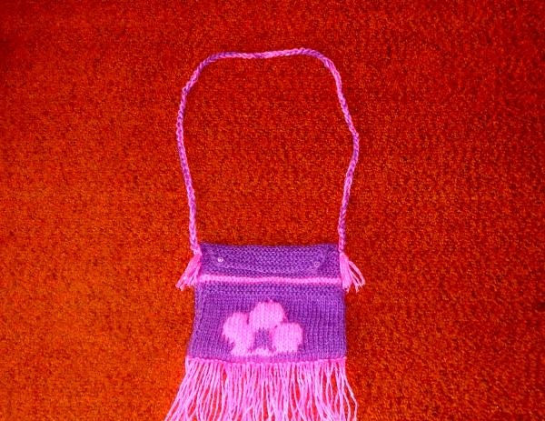 Knitted children's handbag