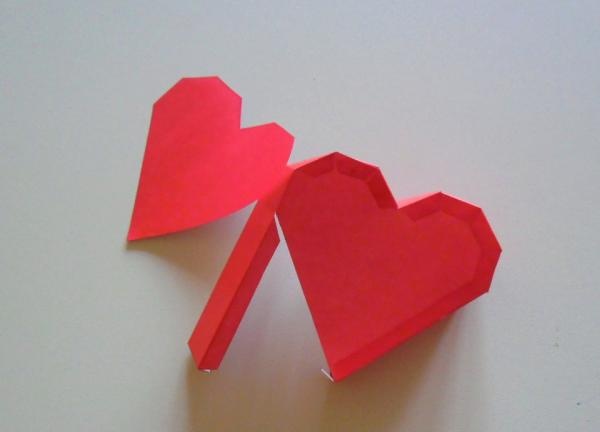 pudełko upominkowe w kształcie serca