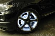 Wheel rim lighting