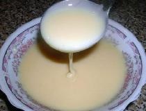 Cooking condensed milk at home