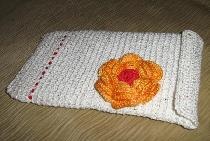 Knitted case with decoration for tablet