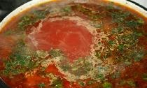 Masarap na lutong bahay na borscht