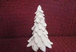 DIY corrugated paper Christmas tree