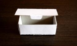 Univerzálna kartónová krabica