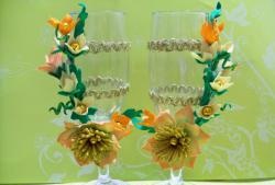 Decorating glasses with a bouquet of foamiran