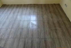 Laying tiles on electric heated floors